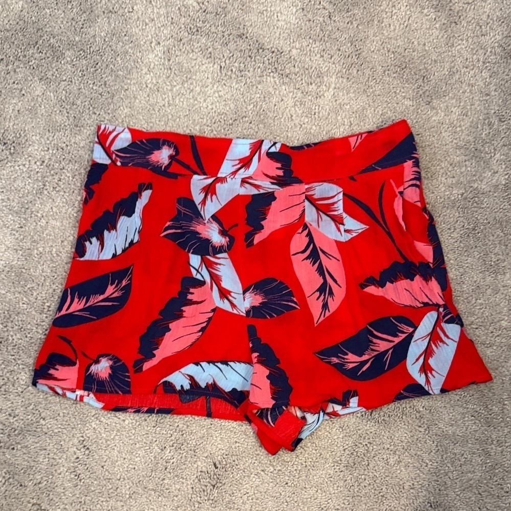 Express Red and Blue Leaf Print High Waist Shorts